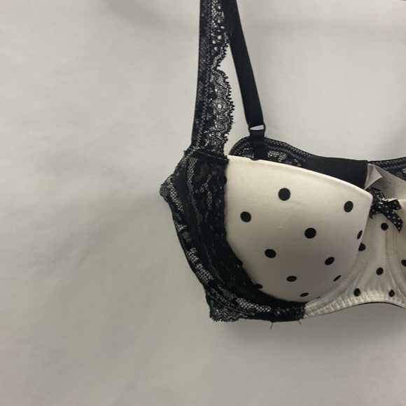 Victoria’s Secret Balconet 34C Black White Bra - Picture 4 of 9